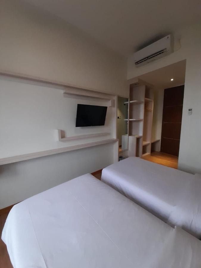 Blitz Hotel Batam Centre Dış mekan fotoğraf