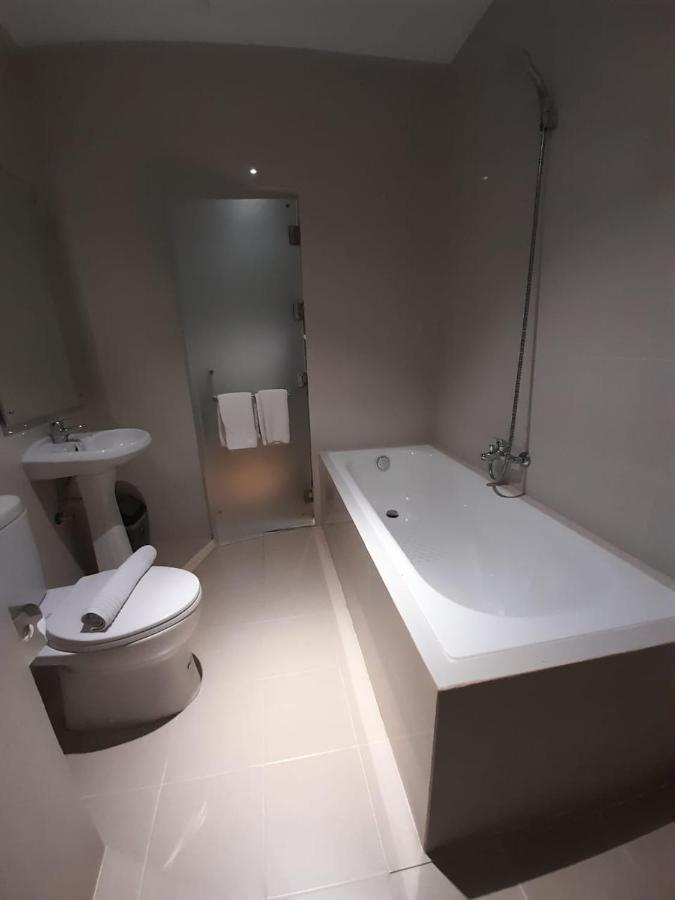 Blitz Hotel Batam Centre Dış mekan fotoğraf