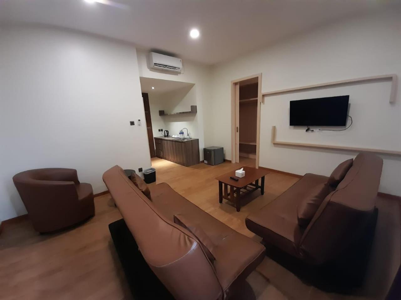 Blitz Hotel Batam Centre Dış mekan fotoğraf