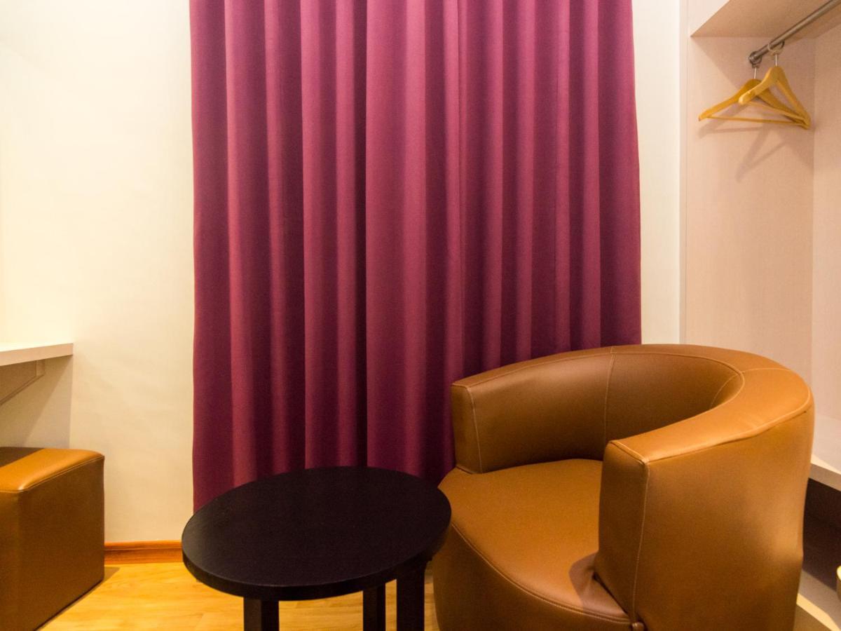 Blitz Hotel Batam Centre Dış mekan fotoğraf