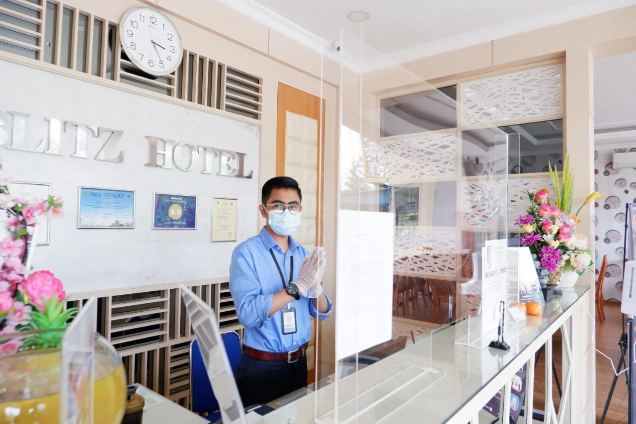 Blitz Hotel Batam Centre Dış mekan fotoğraf