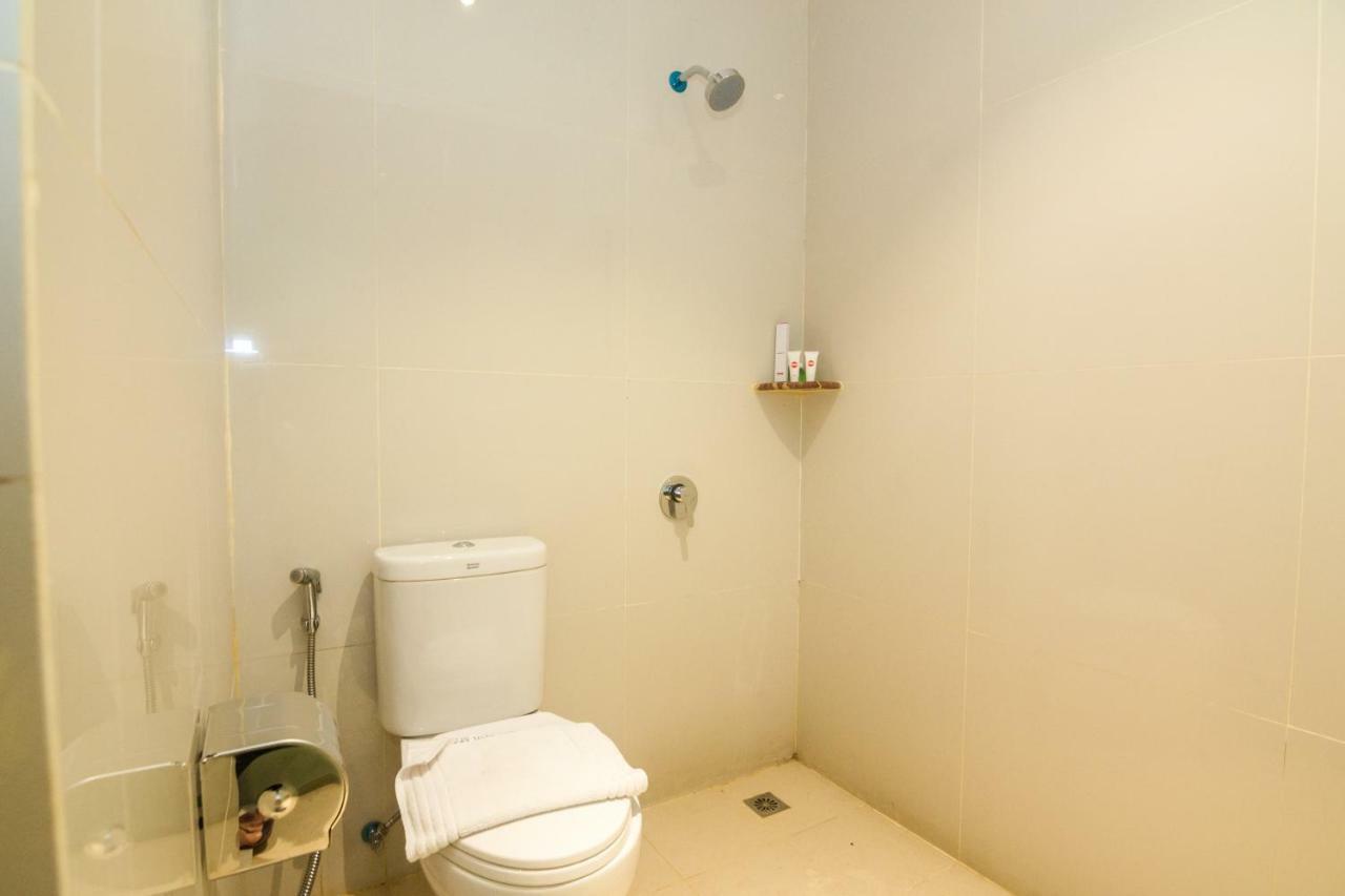Blitz Hotel Batam Centre Dış mekan fotoğraf