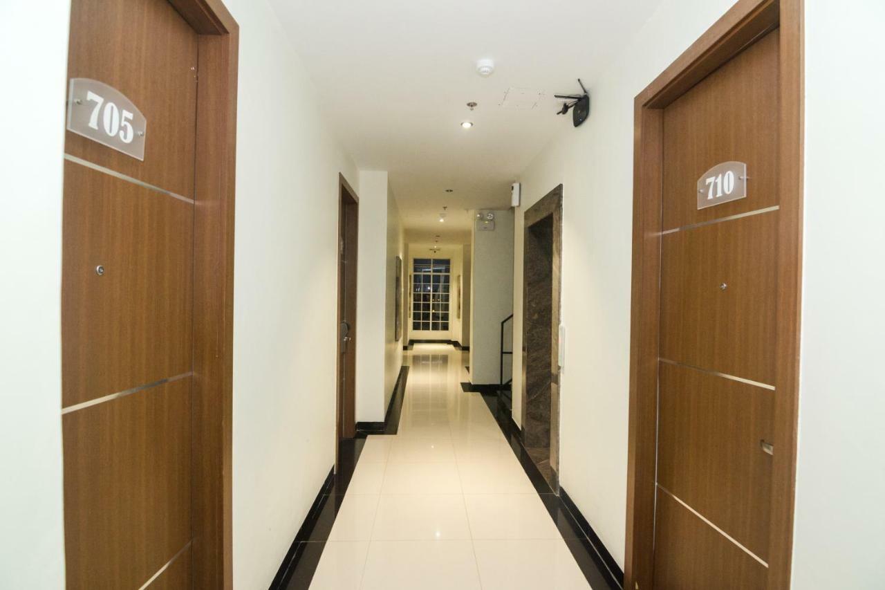 Blitz Hotel Batam Centre Dış mekan fotoğraf