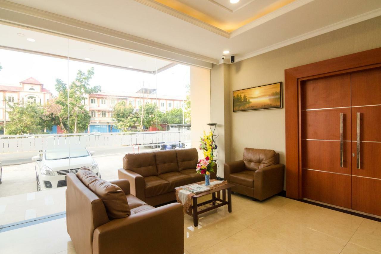 Blitz Hotel Batam Centre Dış mekan fotoğraf