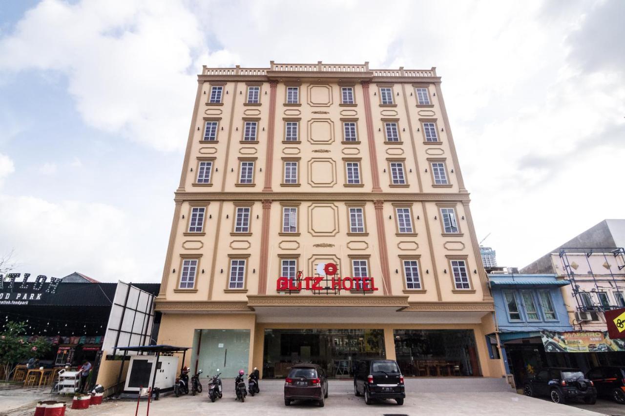 Blitz Hotel Batam Centre Dış mekan fotoğraf